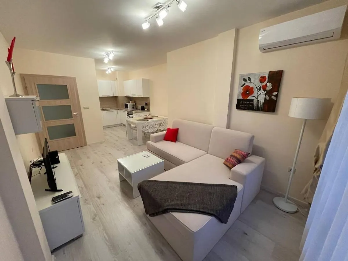 Varna South Bay - Monk Apartment