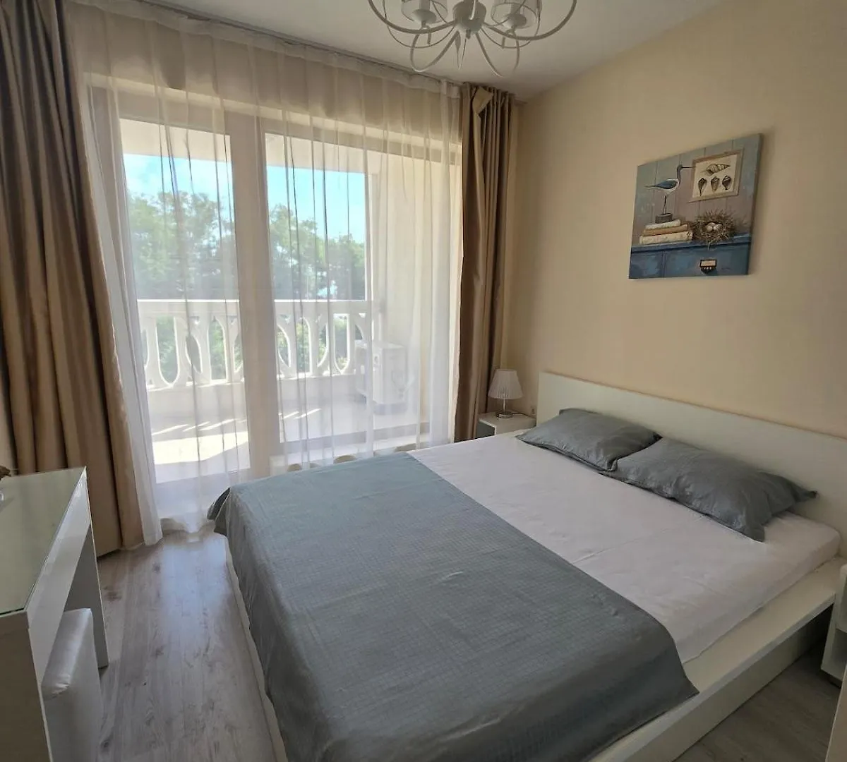 Varna South Bay - Monk Apartment